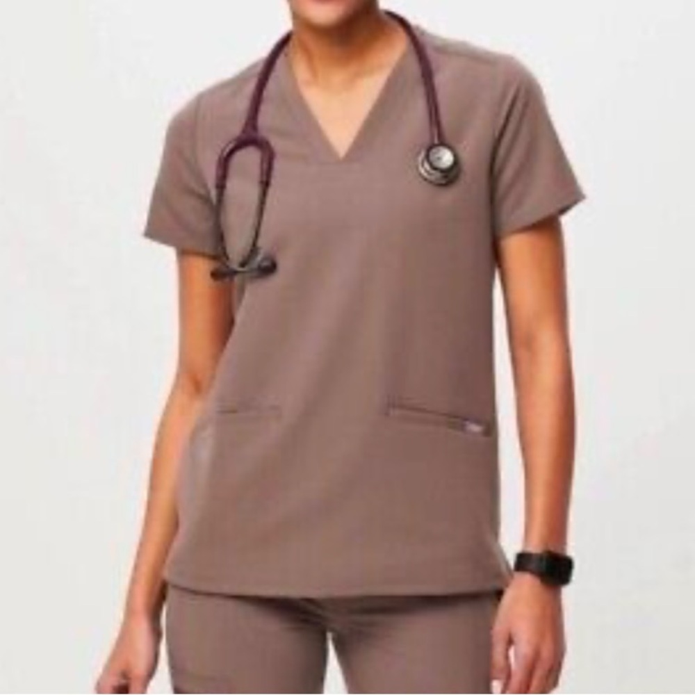 FIGS Smokey taupe Casma Scrub top size xs
